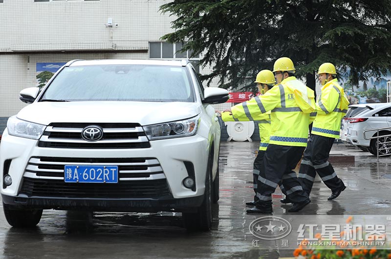 風(fēng)雨無阻的售后服務(wù)團隊