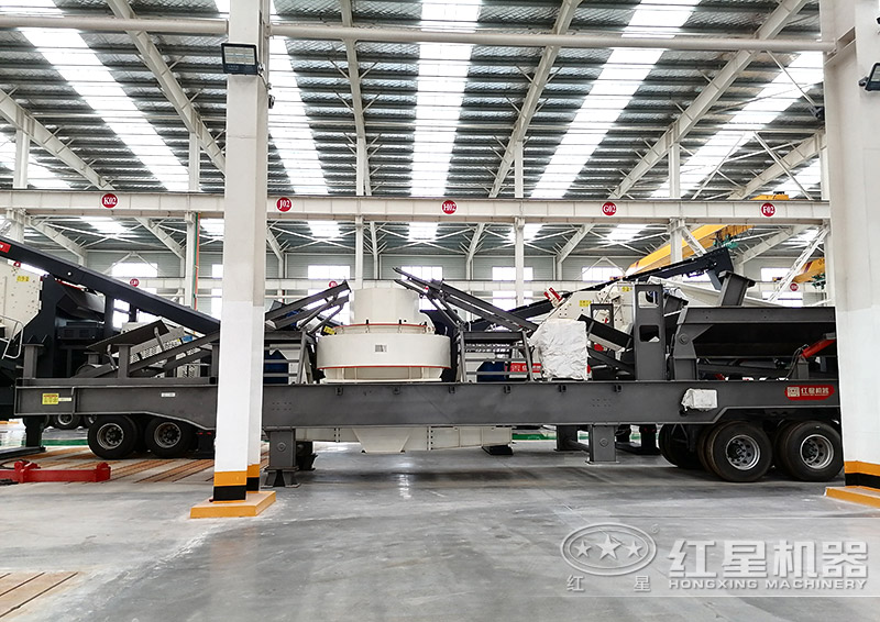 車載移動(dòng)制砂機(jī)，需要搭配半掛車頭